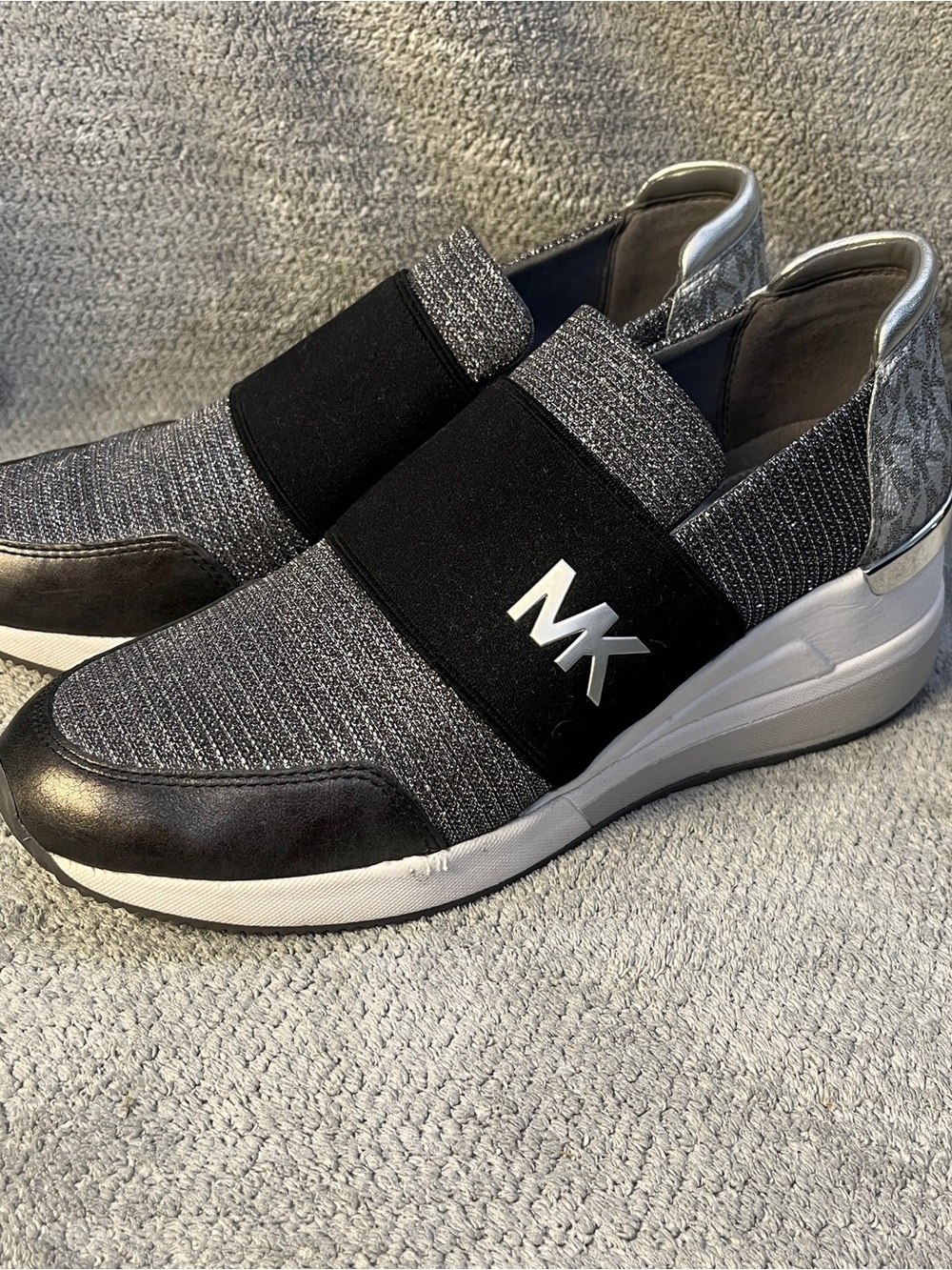 Michael Kors Felix sneaker silver logo MK Slip-On Trainer size 8